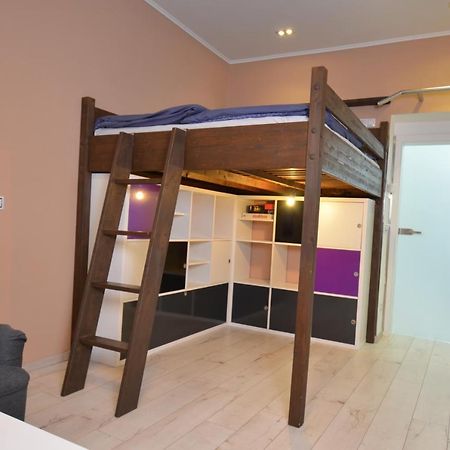 Apartmany Jizdarenska Κάρλοβι Βάρι Εξωτερικό φωτογραφία